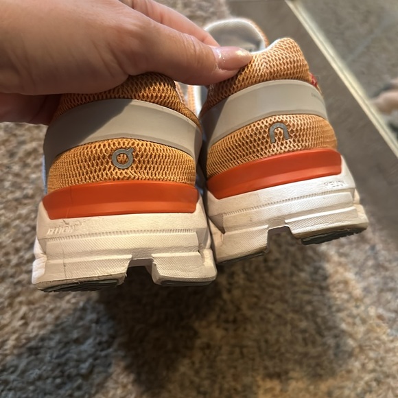 On Cloud Running Cloudswift Orange sneakers women’s 8.5 - Picture 5 of 6